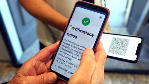 i terroristi del Green Pass